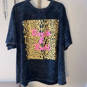 NWOT Oversized Graphic Tee